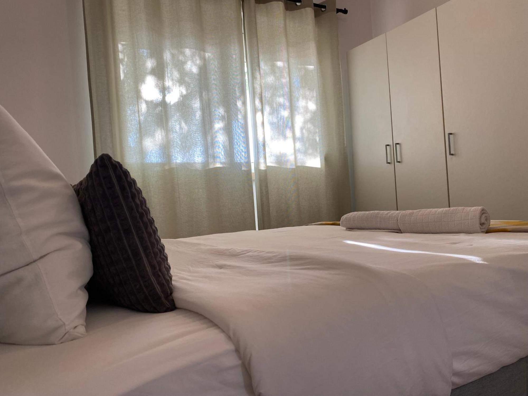 Almada Central Apartment Luaran gambar