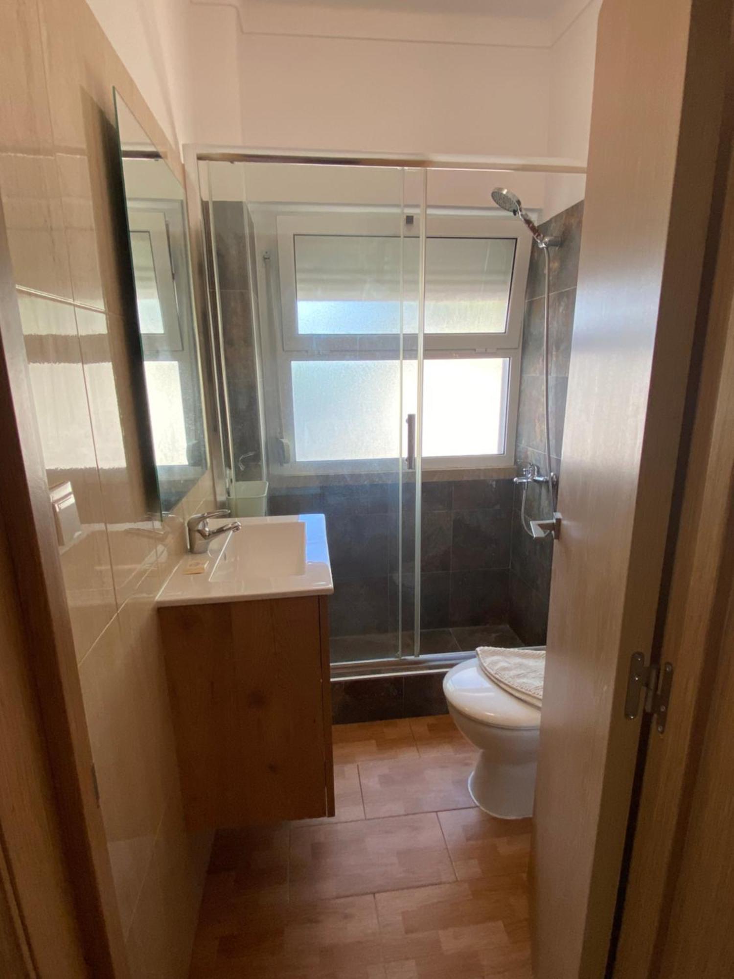 Almada Central Apartment Luaran gambar