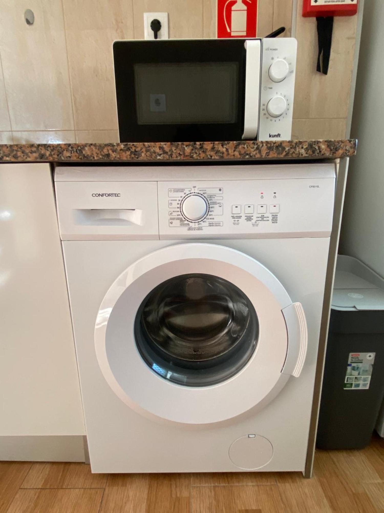 Almada Central Apartment Luaran gambar